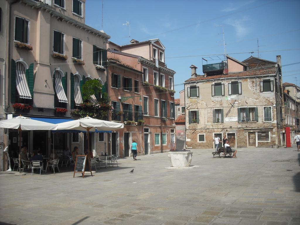 Appartamento Campo Ruga 314 Venedig Zimmer foto